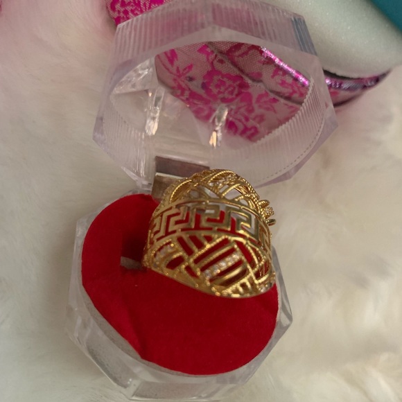 🚫SOLD🚫18Karat Solid Gold ring,size 8. - Picture 4 of 6